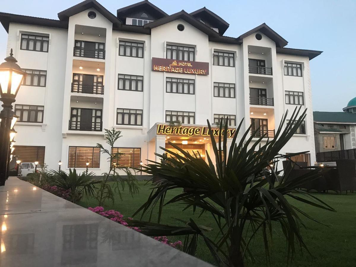 Heritage Luxury Srīnagar Екстериор снимка