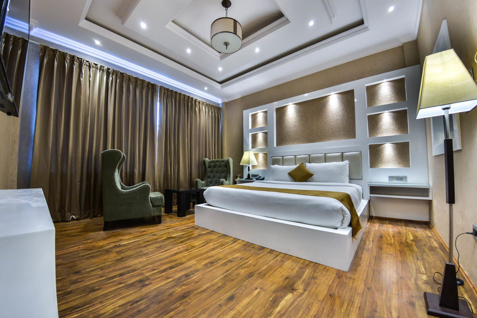Heritage Luxury Srīnagar Екстериор снимка