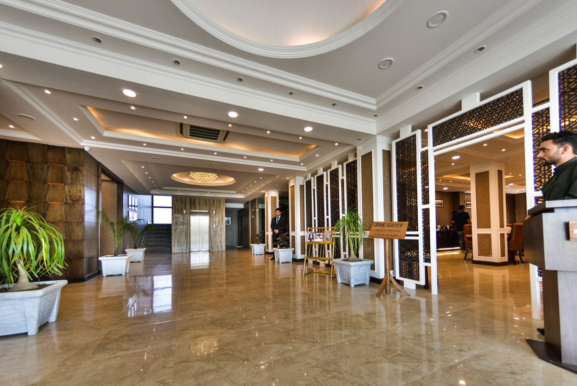 Heritage Luxury Srīnagar Екстериор снимка