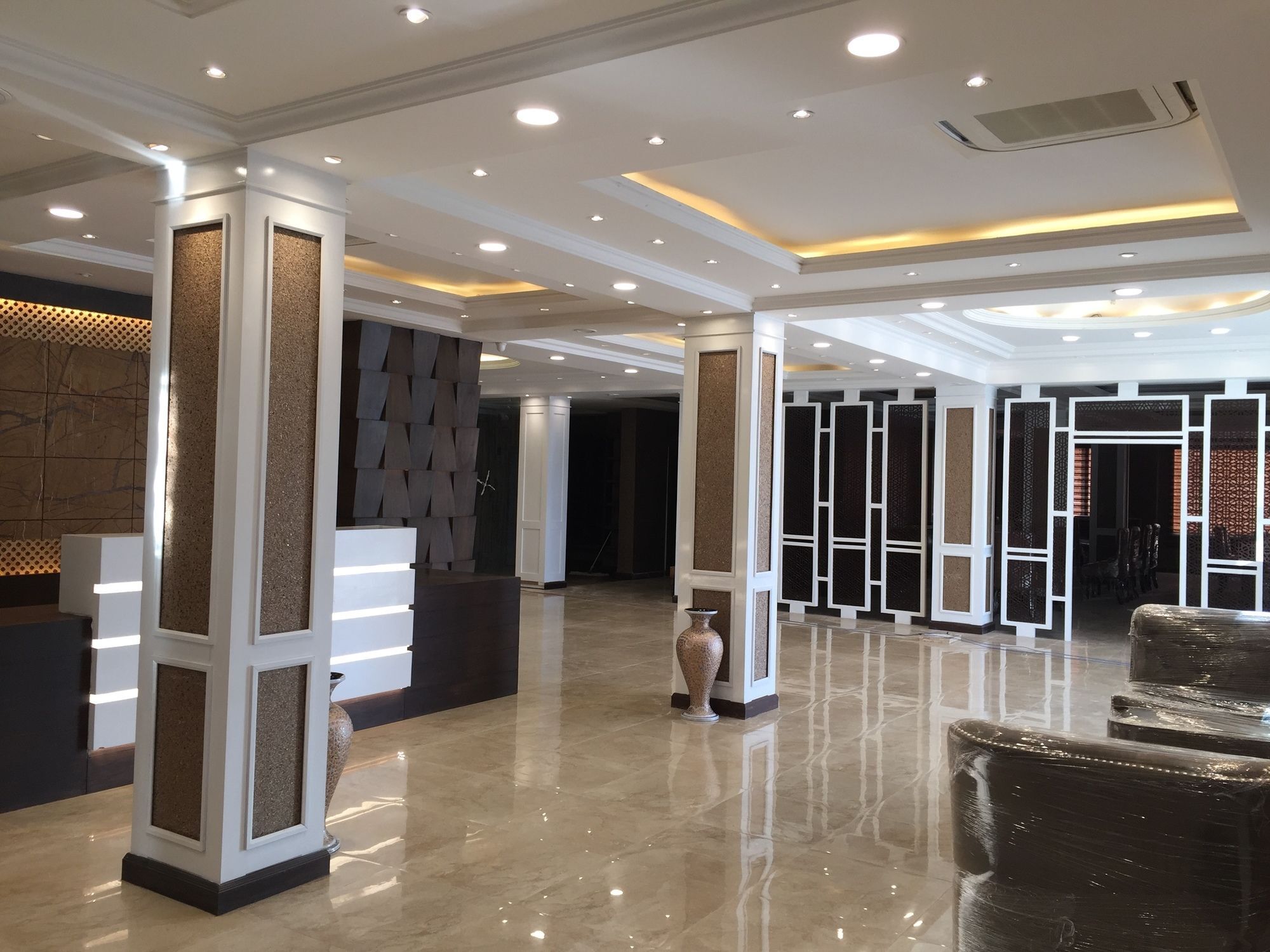 Heritage Luxury Srīnagar Екстериор снимка